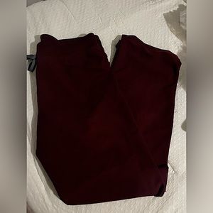 FIGS. Livingston scrub pant. Size small. Burgundy.